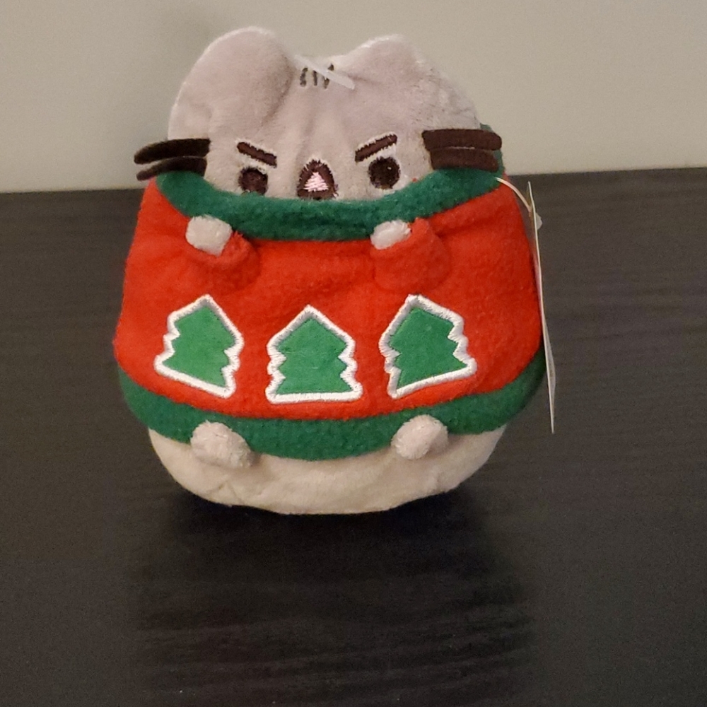 Pusheen Ugly Christmas Sweater 🎄